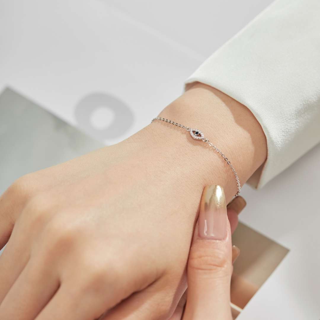 [Regalia jewelry]Evil Eye Shape Necklace