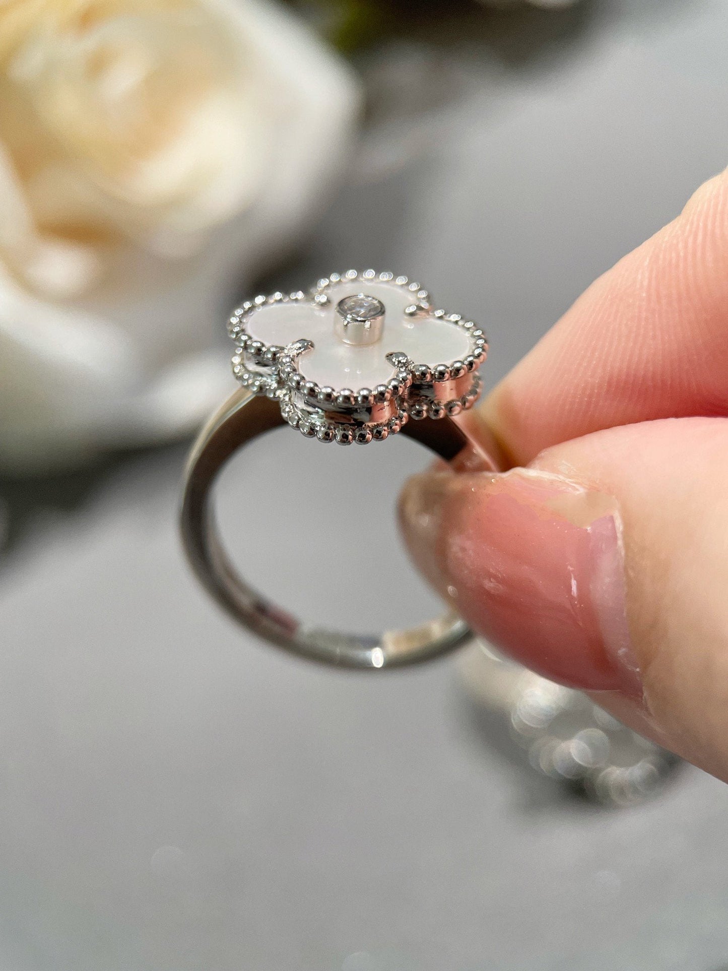 [Regalia jewelry]CLOVER SILVER MOP DIAMOND RING