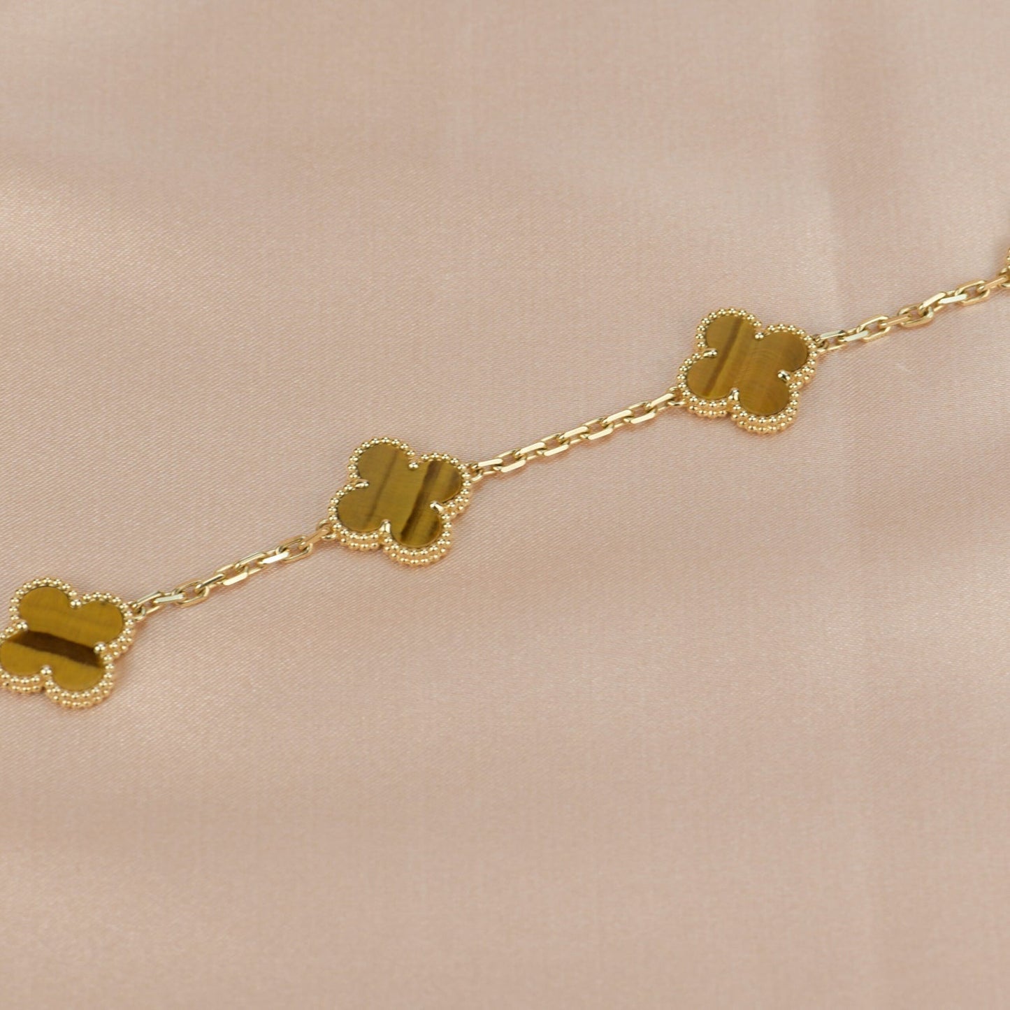 [Regalia jewelry]CLOVER  5 MOTIFS TIGER EYE BRACELET