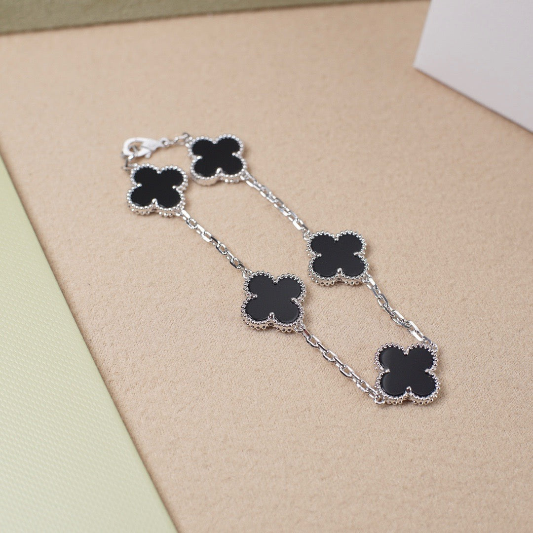 [Regalia jewelry]CLOVER 5 MOTIF ONYXS  BRACELET SILVER