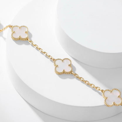 [Regalia jewelry]CLOVERS THE 10-MOTIFS WHITE MOTHER OF PEARL NECKLACE
