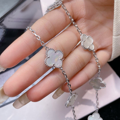 [Regalia jewelry]CLOVERS THE 10-MOTIFS WHITE MOTHER OF PEARL NECKLACE