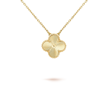 [Regalia jewelry]CLOVER 15MM LASER NECKLACE