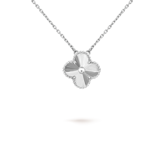 [Regalia jewelry]CLOVER 15MM LASER NECKLACE SILVER