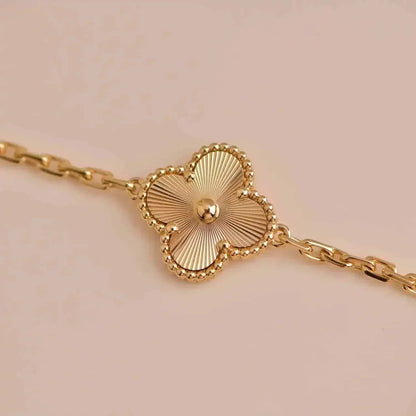 [Regalia jewelry]CLOVER 5 FLOWERS LASER BRACELET